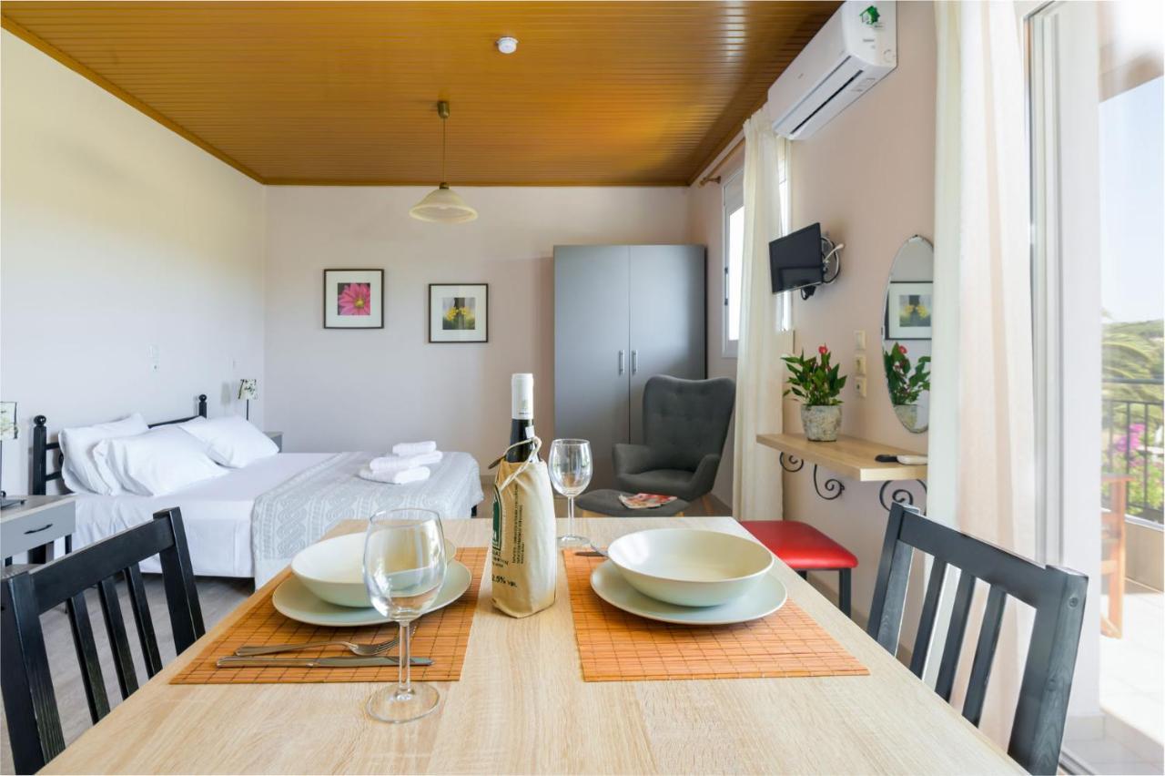 Siora Maria Apartment Аргостолион Екстериор снимка
