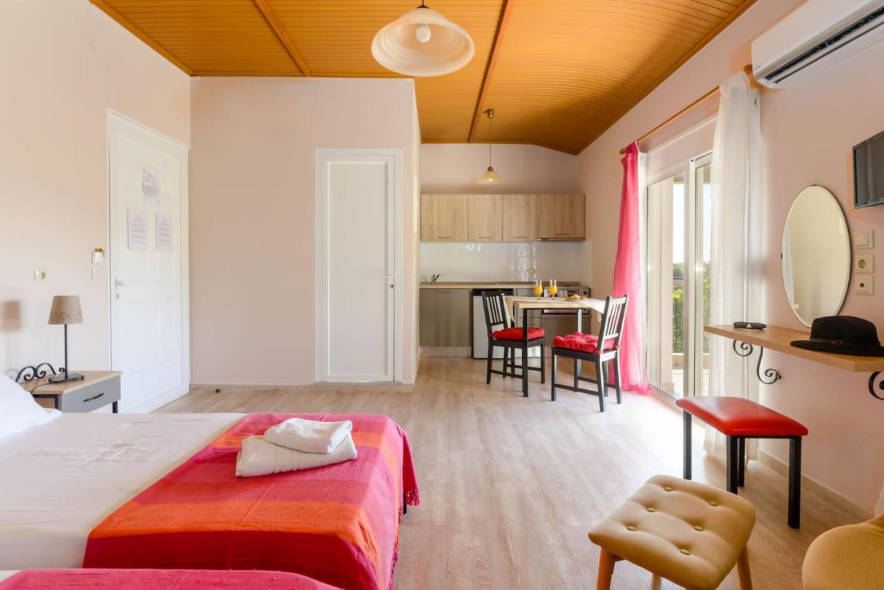 Siora Maria Apartment Аргостолион Екстериор снимка