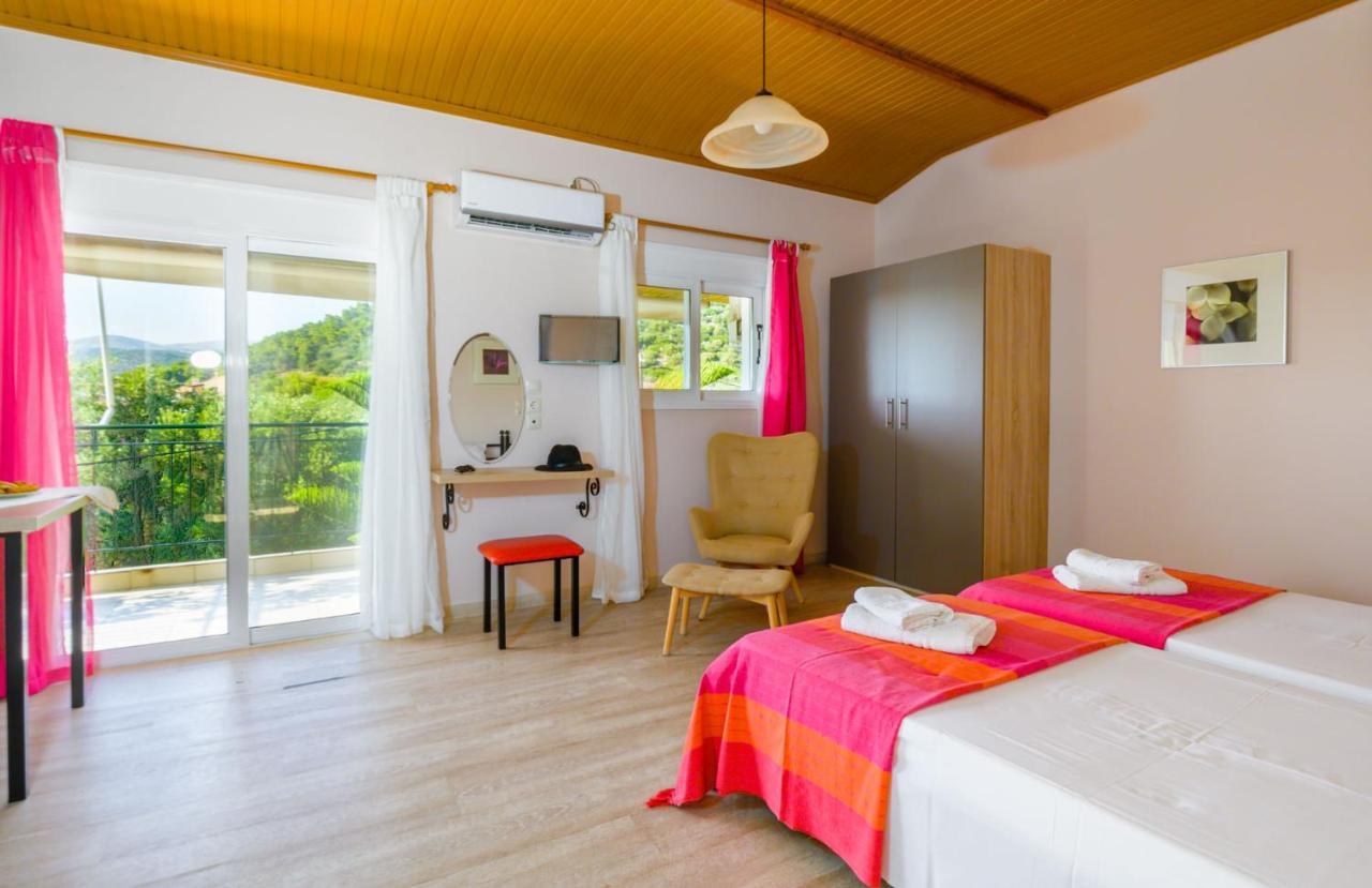 Siora Maria Apartment Аргостолион Екстериор снимка