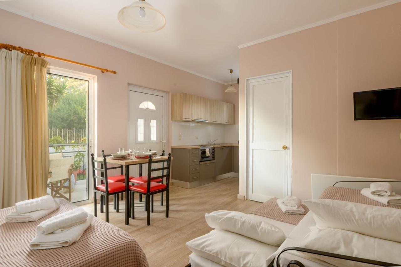 Siora Maria Apartment Аргостолион Екстериор снимка