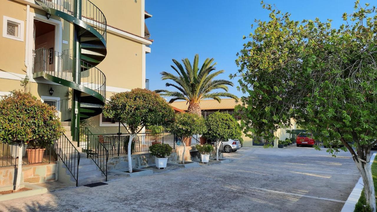 Siora Maria Apartment Аргостолион Екстериор снимка